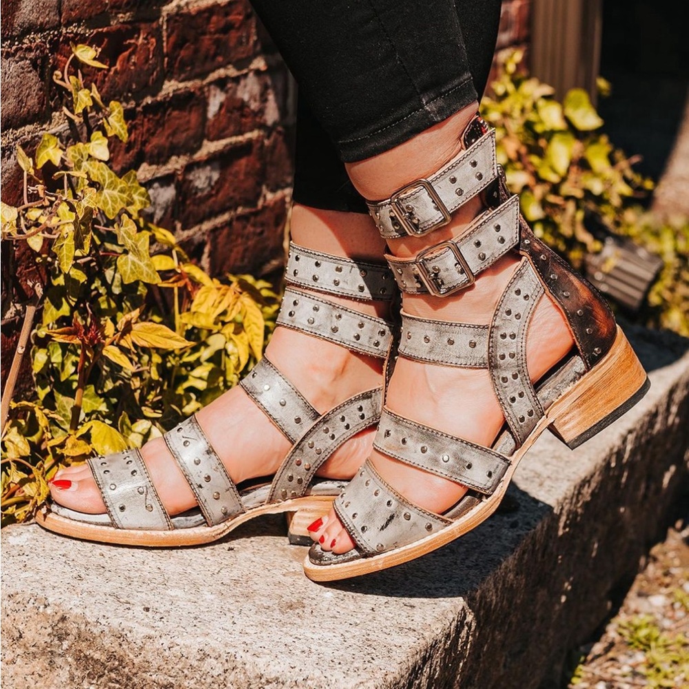 Freebirds by Steven - Style Gaby - Size 9 - color Ice